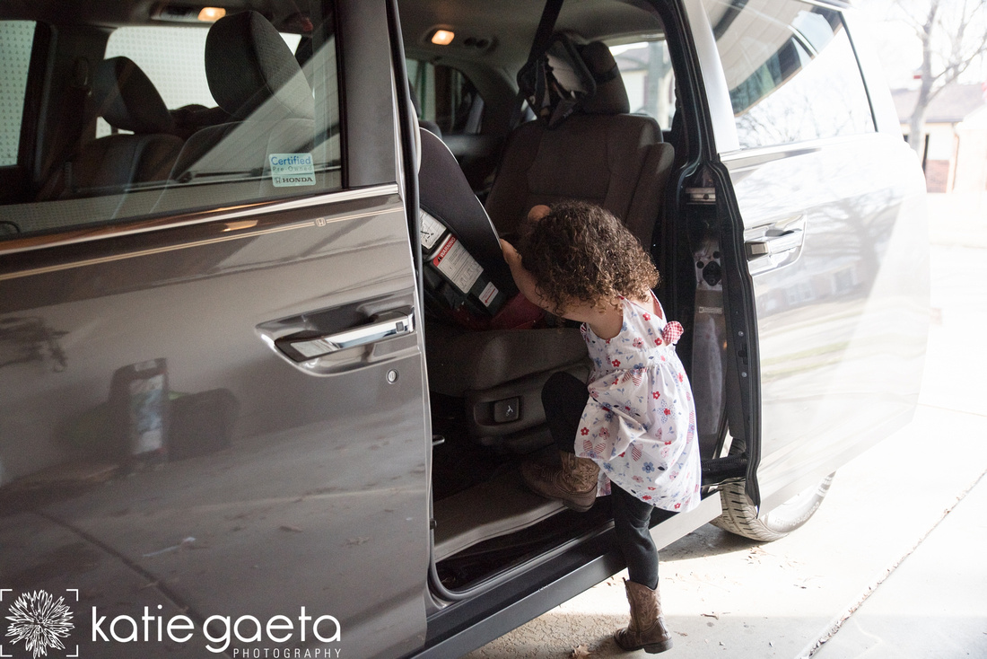 St. Louis Katie Gaeta Photography Documentary Children Family Car Seat