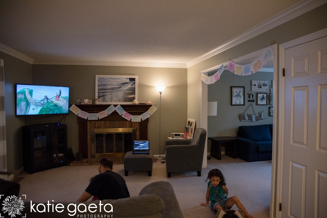 Katie Gaeta Photography St. Louis Documentary Pregnant Birth Hypnobabies Affirmations